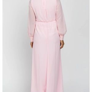 Maternity pink maxi dress! Great for photos!